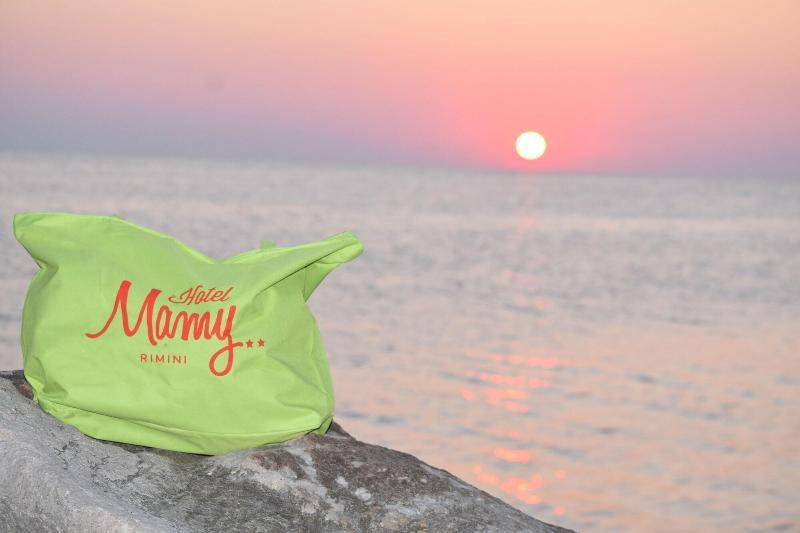 Hotel Mamy Rimini Exterior foto