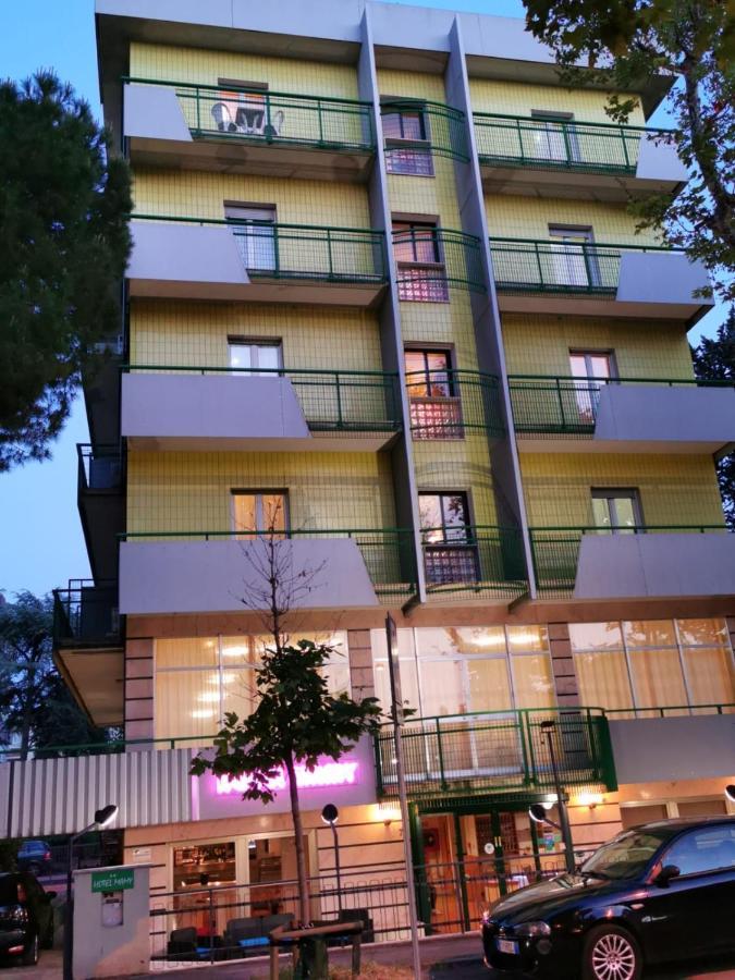Hotel Mamy Rimini Exterior foto